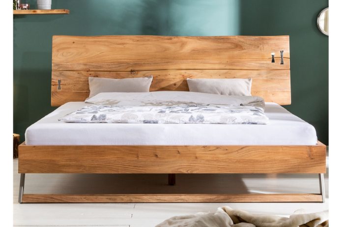 un lit en bois pour adulte
